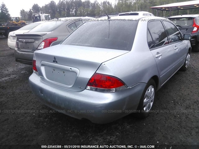 JA3AJ26E54U014831 - 2004 MITSUBISHI LANCER ES SILVER photo 4