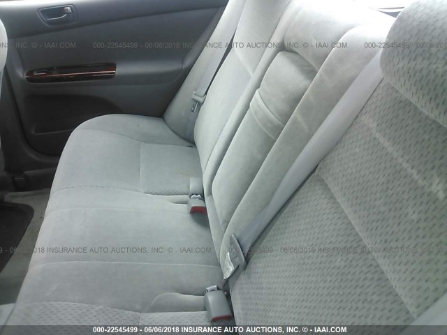 4T1BE32K94U867112 - 2004 TOYOTA CAMRY LE/XLE/SE ვერცხლისფერი ფოტო 8