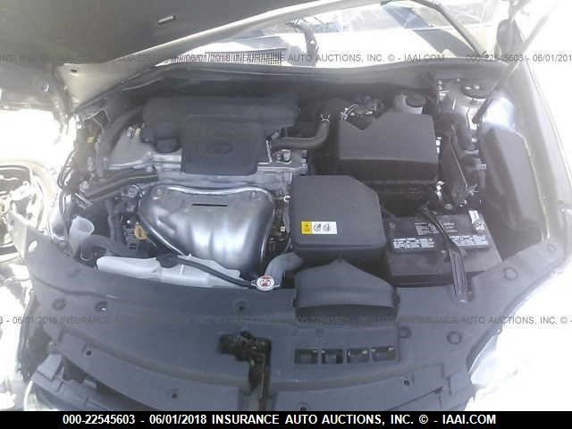 4T1BF1FK6HU316606 - 2017 TOYOTA CAMRY LE/XLE/SE/XSE 银色 照片 10