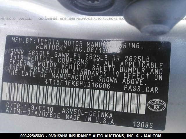 4T1BF1FK6HU316606 - 2017 TOYOTA CAMRY LE/XLE/SE/XSE SILVER photo 9