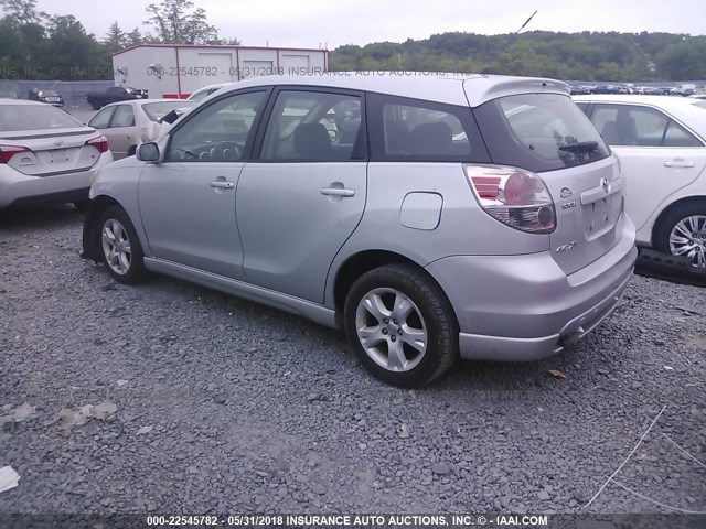 2T1LR32E26C561750 - 2006 TOYOTA COROLLA MATRIX XR SILVER photo 3