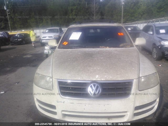 WVGBG77L05D005952 - 2005 VOLKSWAGEN TOUAREG 3.2 WHITE photo 6