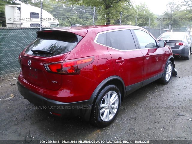 JN1BJ1CR5HW104890 - 2017 NISSAN ROGUE SPORT S/SV/SL RED photo 4