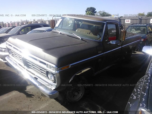 F26YKR66777 - 1973 FORD XLT  BROWN photo 2