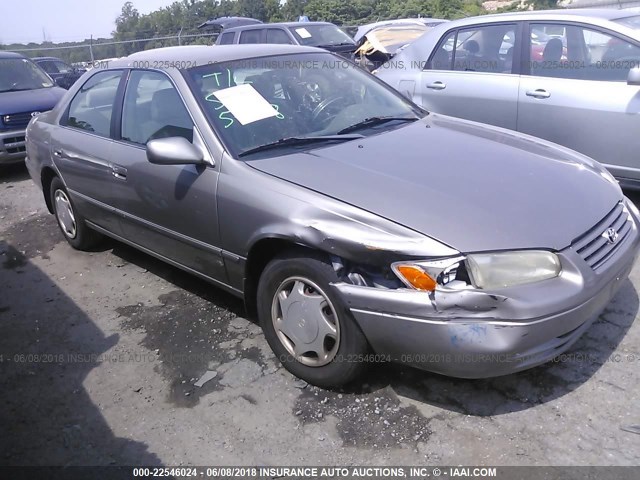 4T1BG22K6XU499450 - 1999 TOYOTA CAMRY CE/LE/XLE GOLD photo 1