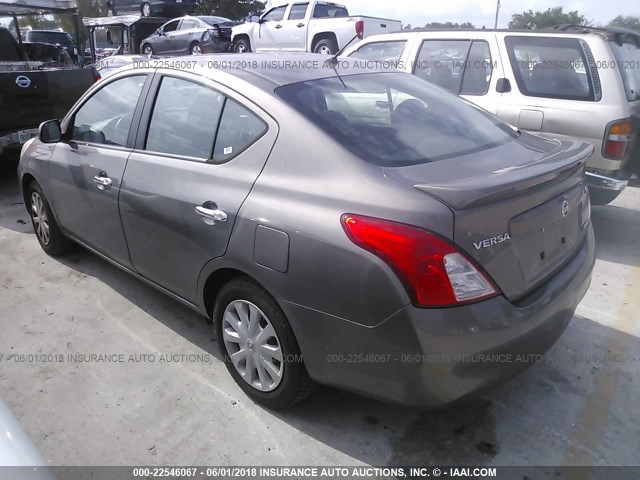 3N1CN7AP4DL865472 - 2013 NISSAN VERSA S/S PLUS/SV/SL GRAY photo 3