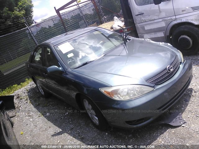 JTDBF30K230114614 - 2003 TOYOTA CAMRY LE/XLE GREEN photo 1