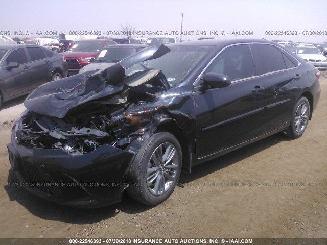 4T1BF1FK3FU892084 - 2015 TOYOTA CAMRY LE/XLE/SE/XSE 黑色 照片 2