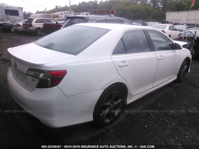 4T1BF1FKXEU751205 - 2014 TOYOTA CAMRY L/SE/LE/XLE 白色 照片 4