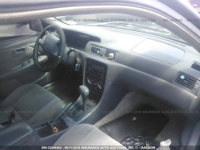 JT2BF22K3Y0267400 - 2000 TOYOTA CAMRY CE/LE/XLE BLACK photo 5