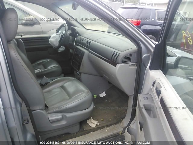 2FMZA52247BA02872 - 2007 FORD FREESTAR SEL SILVER photo 5