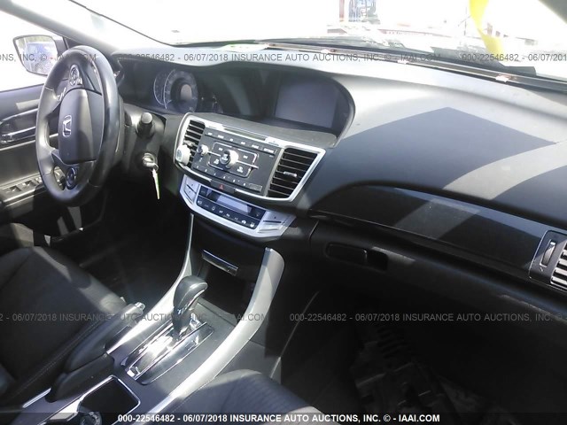 1HGCR2F53DA154432 - 2013 HONDA ACCORD SPORT 黑色 照片 5