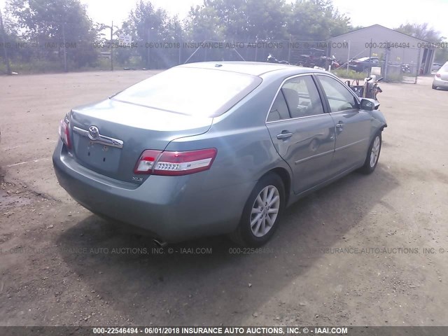 4T4BF3EKXAR042304 - 2010 TOYOTA CAMRY SE/LE/XLE 青色 照片 4