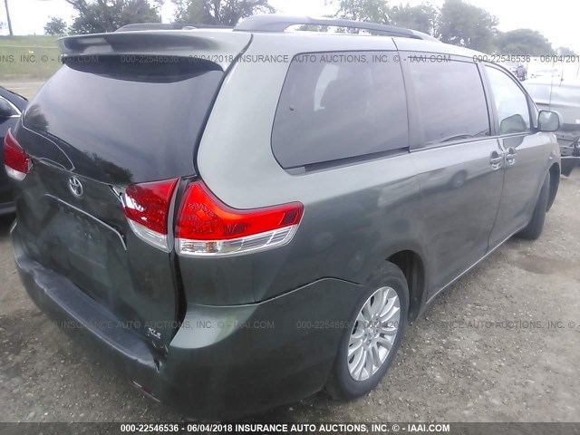 5TDYK3DC3BS040866 - 2011 TOYOTA SIENNA XLE/LIMITED GRAY photo 4