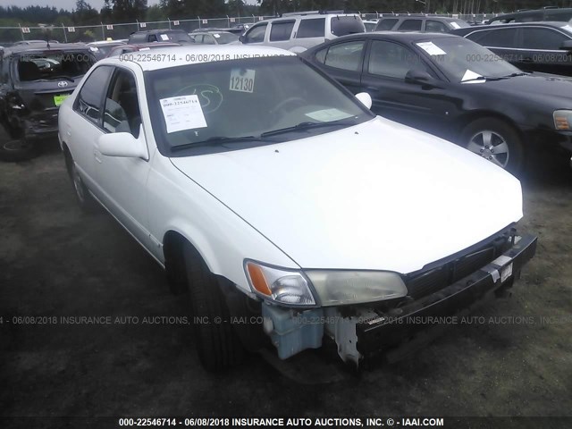 JT2BF28K1X0184070 - 1999 TOYOTA CAMRY LE/XLE WHITE photo 1