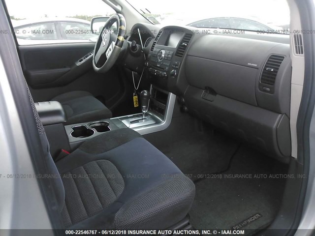 5N1AR18U48C613154 - 2008 NISSAN PATHFINDER S/LE/SE SILVER photo 5