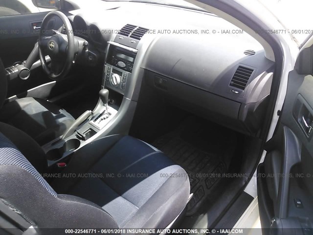 JTKDE177350010260 - 2005 TOYOTA SCION TC 白色 照片 5