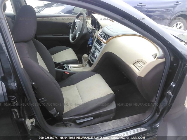 1G1ZC5E15BF158128 - 2011 CHEVROLET MALIBU 1LT 黑色 照片 5