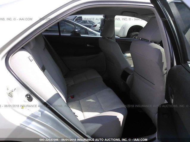 4T4BF1FK7ER364939 - 2014 TOYOTA CAMRY L/SE/LE/XLE SILVER photo 8