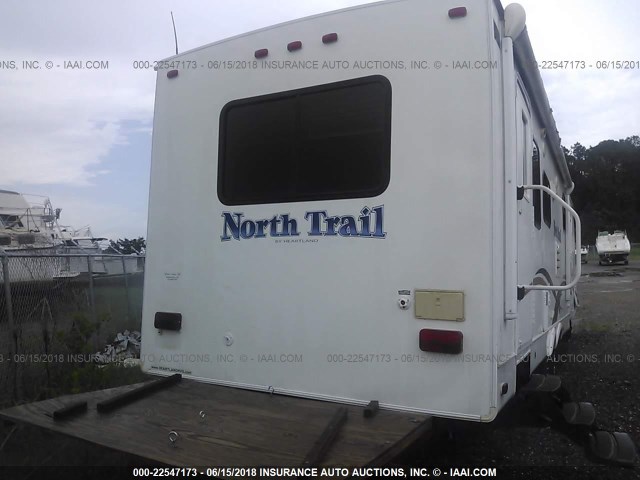 5SFNB3523BE233319 - 2011 HEARTLAND NORTHTRAIL  Blanco foto 8
