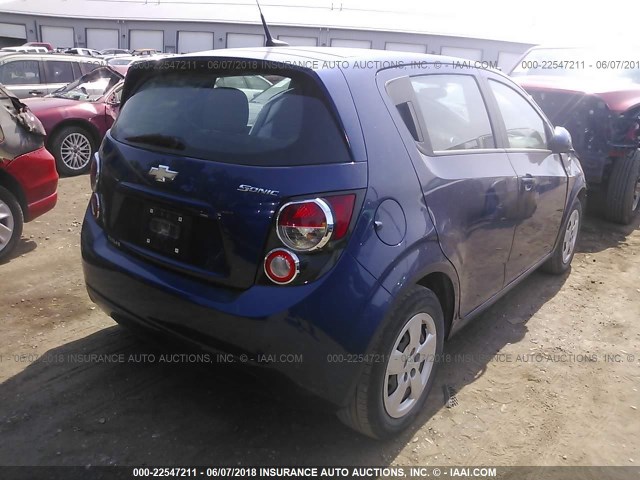 1G1JA6SH0E4169208 - 2014 CHEVROLET SONIC LS BLUE photo 4