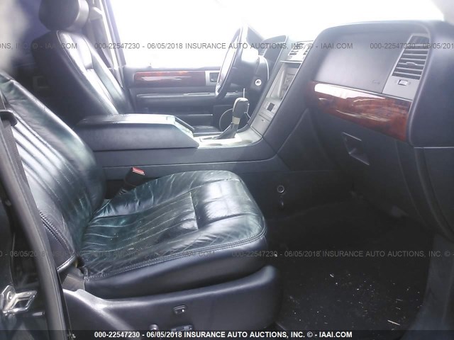 5LMFU27R13LJ14356 - 2003 LINCOLN NAVIGATOR BLACK photo 5