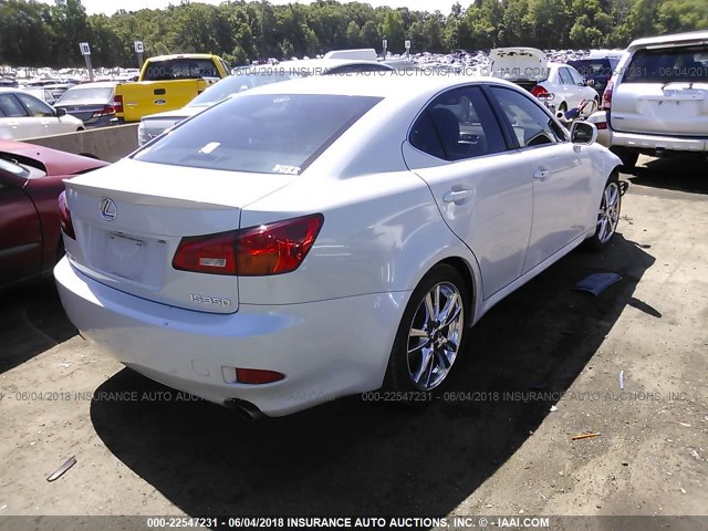 JTHBE262362006823 - 2006 LEXUS IS 350 WHITE photo 4