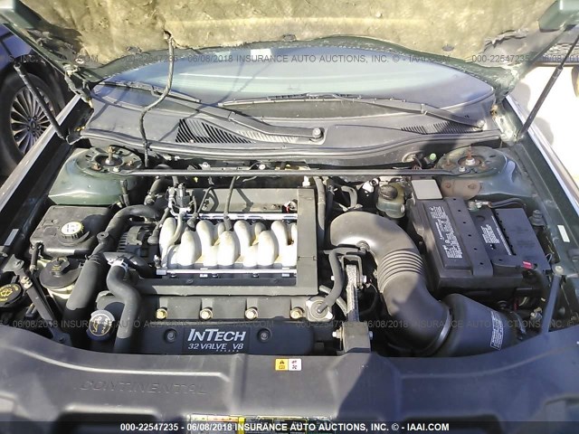 1LNHM97V12Y655684 - 2002 LINCOLN CONTINENTAL  Жасыл фото 10