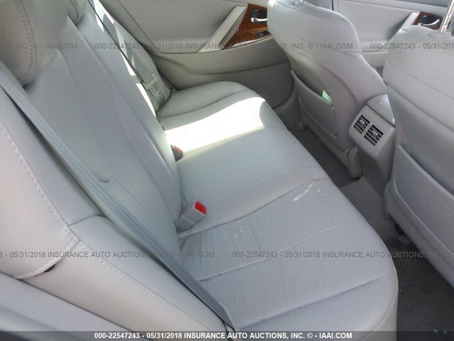 4T4BF3EK3BR142617 - 2011 TOYOTA CAMRY SE/LE/XLE SILVER photo 8