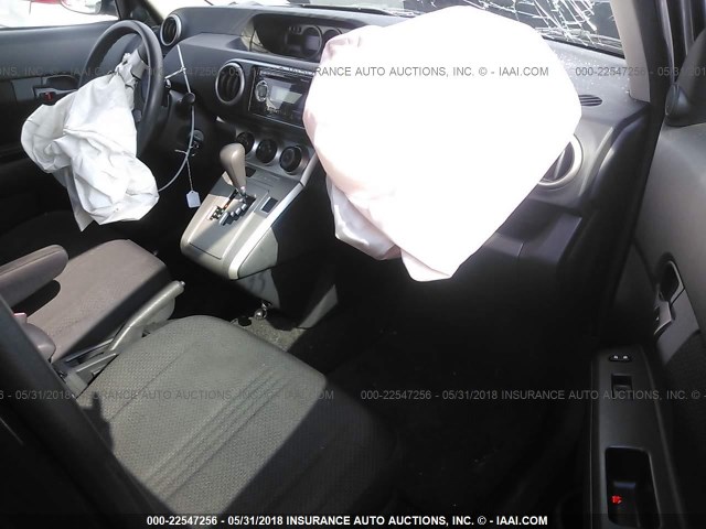 JTLKE50EX81030216 - 2008 TOYOTA SCION XB Schwarz Foto 5