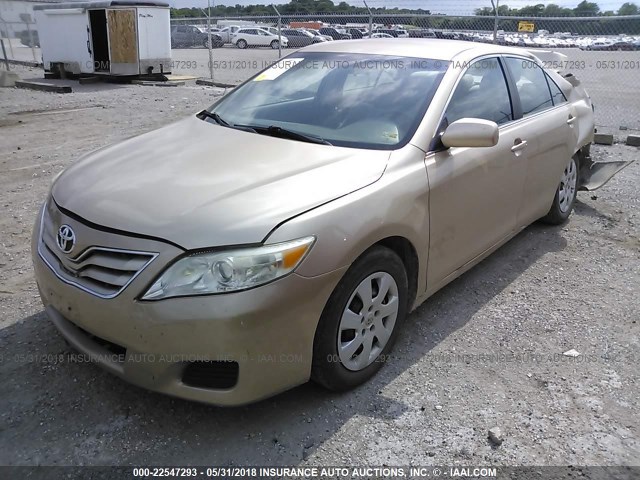 4T1BF3EK7BU120162 - 2011 TOYOTA CAMRY SE/LE/XLE 金色 照片 2