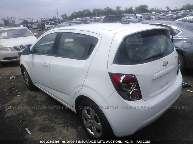 1G1JA6SH8D4230948 - 2013 CHEVROLET SONIC LS WHITE photo 3