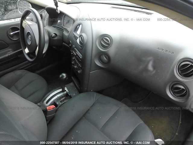 2G2WP522851143568 - 2005 PONTIAC GRAND PRIX SILVER photo 5