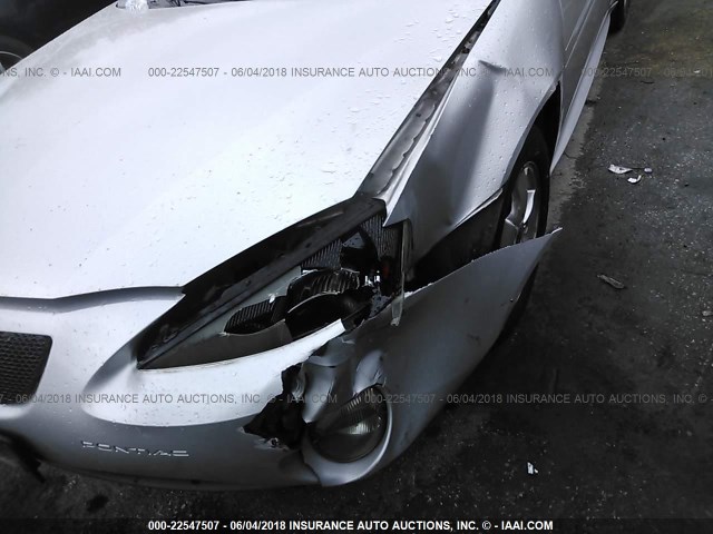 2G2WP522851143568 - 2005 PONTIAC GRAND PRIX SILVER photo 6