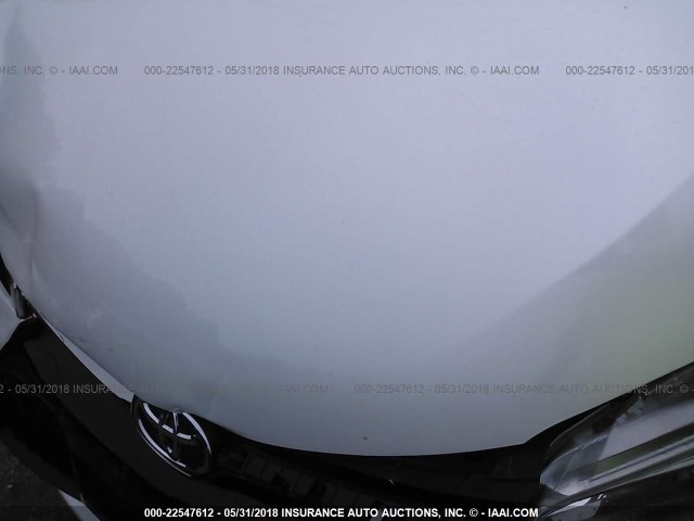 4T1BF1FK8GU158851 - 2016 TOYOTA CAMRY LE/XLE/SE/XSE WHITE photo 10