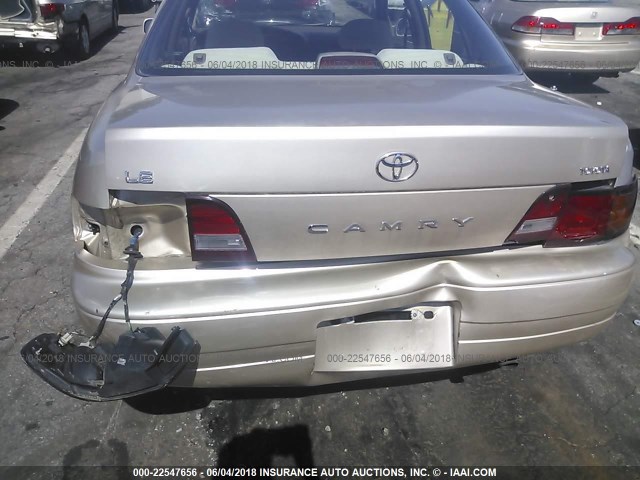 4T1BG12K1TU699186 - 1996 TOYOTA CAMRY DX/LE/XLE ოქროსფერი ფოტო 6
