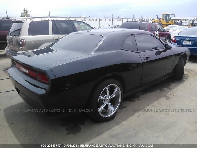 2B3LJ44V79H592398 - 2009 DODGE CHALLENGER SE BLACK photo 4