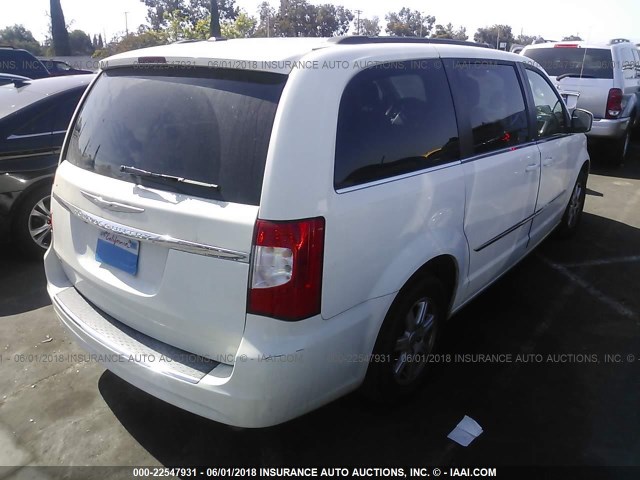 2A4RR5DG5BR638118 - 2011 CHRYSLER TOWN & COUNTRY TOURING WHITE photo 4