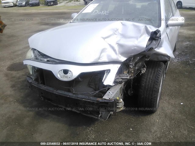 4T4BE46K18R014408 - 2008 TOYOTA CAMRY CE/LE/XLE/SE SILVER photo 6