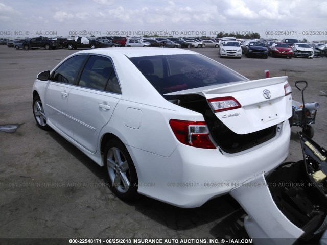 4T1BF1FK6EU318920 - 2014 TOYOTA CAMRY L/SE/LE/XLE 白色 照片 3