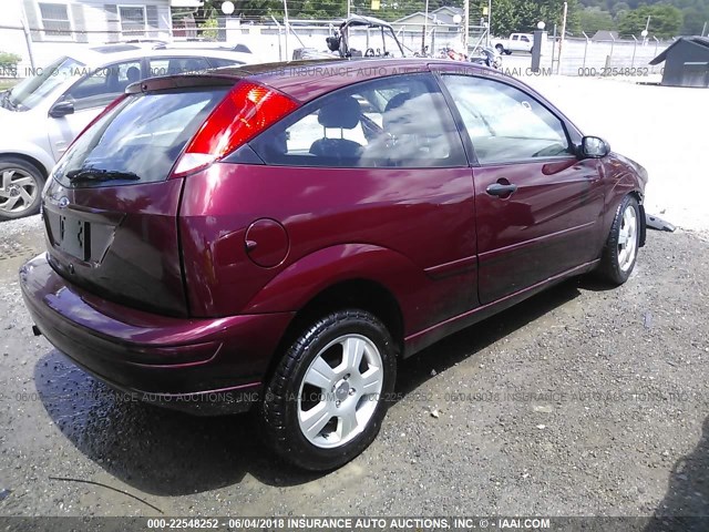 1FAHP31N27W118980 - 2007 FORD FOCUS ZX3/S/SE/SES MAROON photo 4