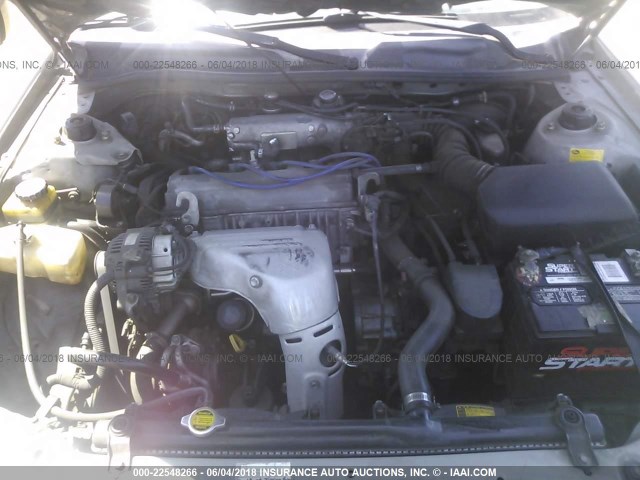 JT2BG22K610533527 - 2001 TOYOTA CAMRY CE/LE/XLE SILVER photo 10