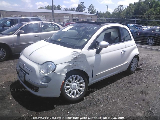 3C3CFFER9CT229231 - 2012 FIAT 500 LOUNGE WHITE photo 2