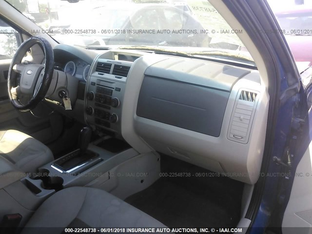 1FMCU03Z58KA59651 - 2008 FORD ESCAPE XLT BLUE photo 5