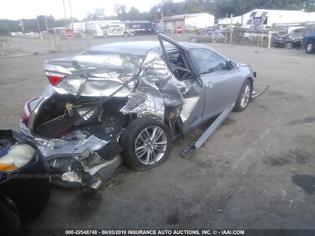 4T1BF1FK1GU568827 - 2016 TOYOTA CAMRY LE/XLE/SE/XSE SILVER photo 4