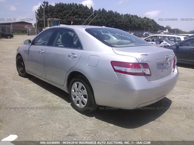 4T1BF3EK1AU085049 - 2010 TOYOTA CAMRY SE/LE/XLE 银色 照片 3
