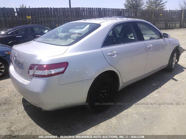 4T1BF3EK1AU085049 - 2010 TOYOTA CAMRY SE/LE/XLE 银色 照片 4