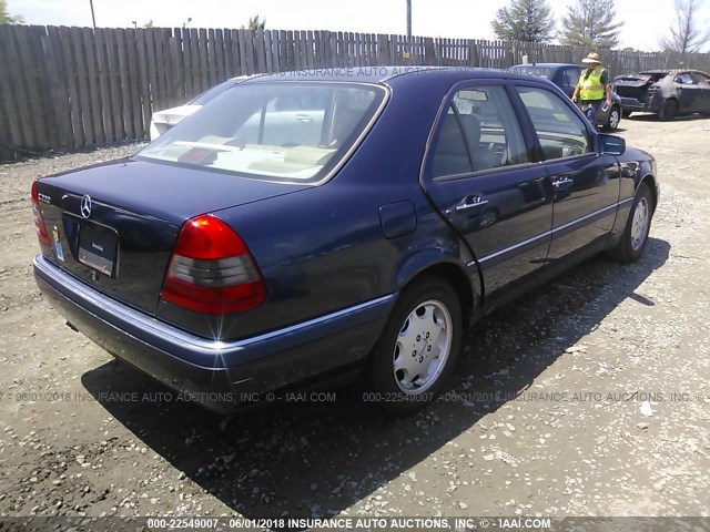 WDBHA22E7SF187837 - 1995 MERCEDES-BENZ C 220 BLUE photo 4