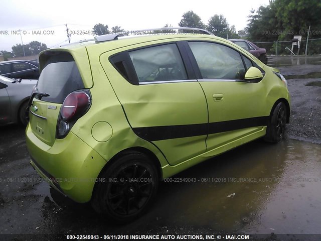 KL8CF6S93DC519809 - 2013 CHEVROLET SPARK 2LT GREEN photo 4