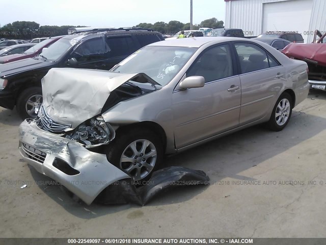 4T1BE32K35U991541 - 2005 TOYOTA CAMRY LE/XLE/SE თაფლისფერი ფოტო 2